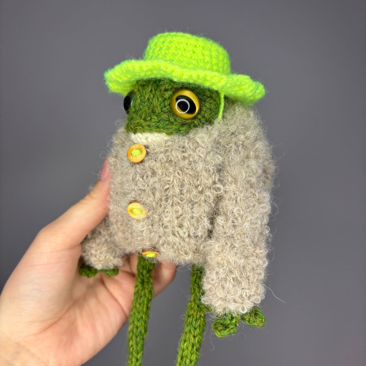 Żabka w neonowym kapeluszu (bez breloczka)