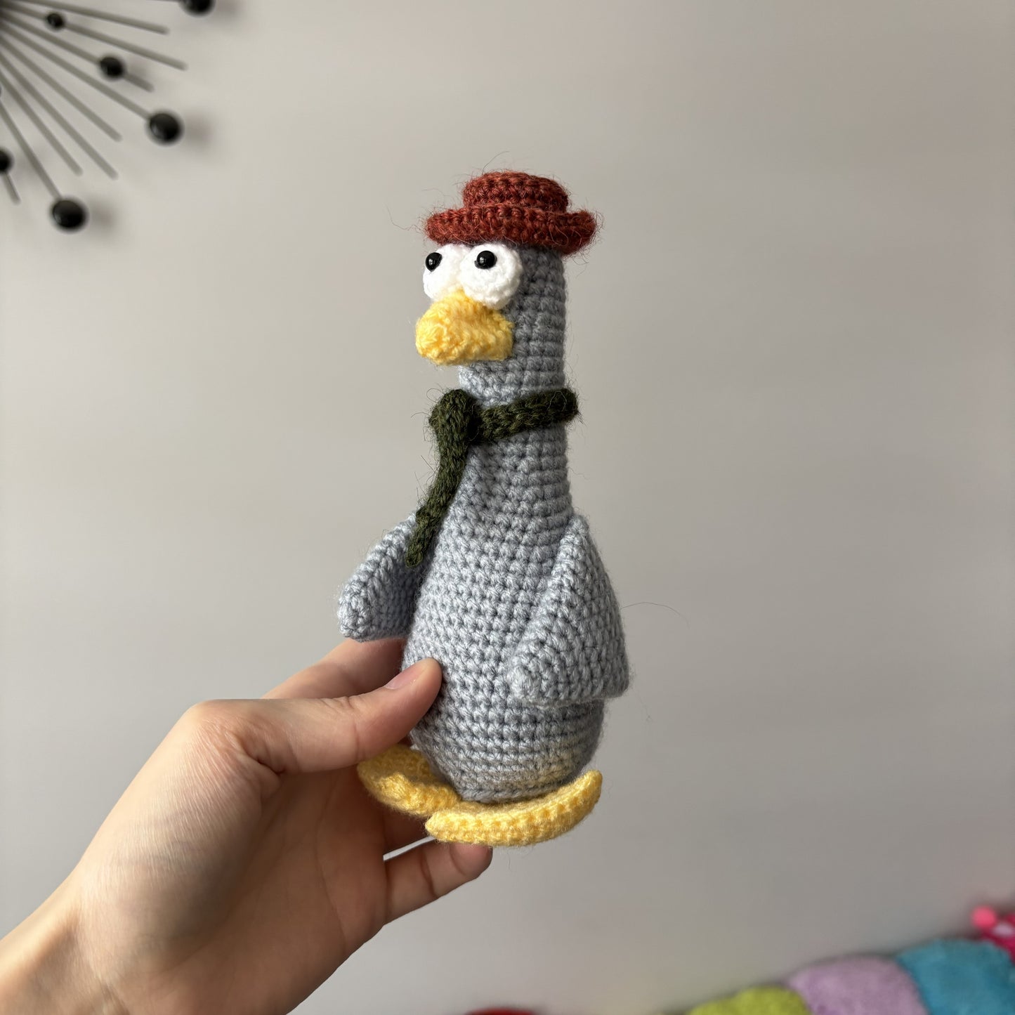 Maskotka Gęś w kapeluszu