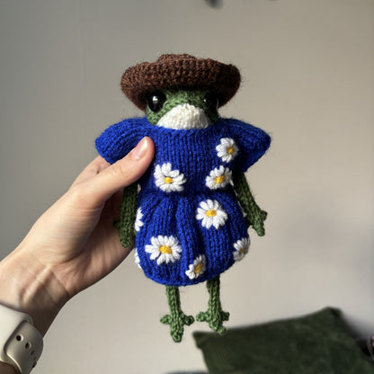 Breloczek Żabka w sukience