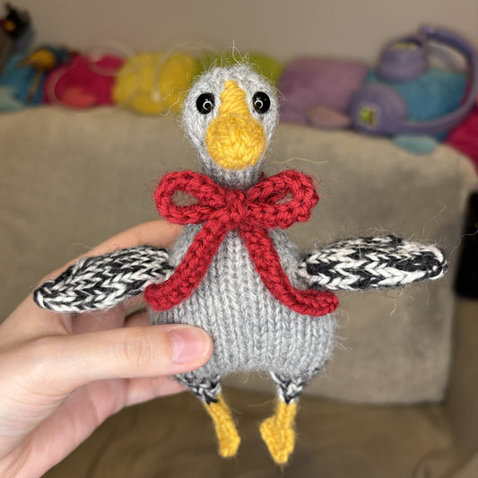 Maskotka Kaczka z kokardką