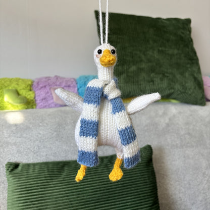 Breloczek Kaczka w szaliku