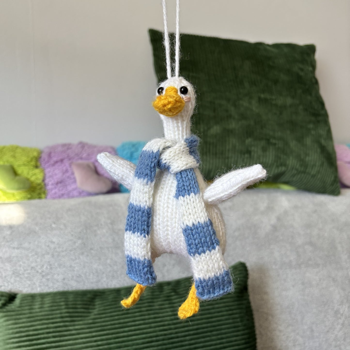 Breloczek Kaczka w szaliku