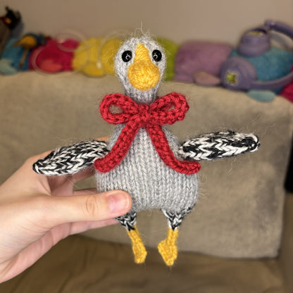 Maskotka Kaczka z kokardką