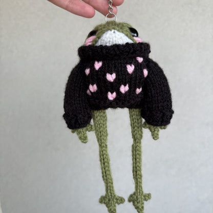 Żabubu w czarnym swetrze