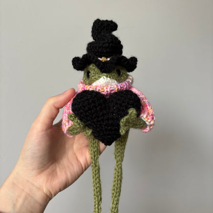 Żabka z czarnym sercem (bez breloczka)