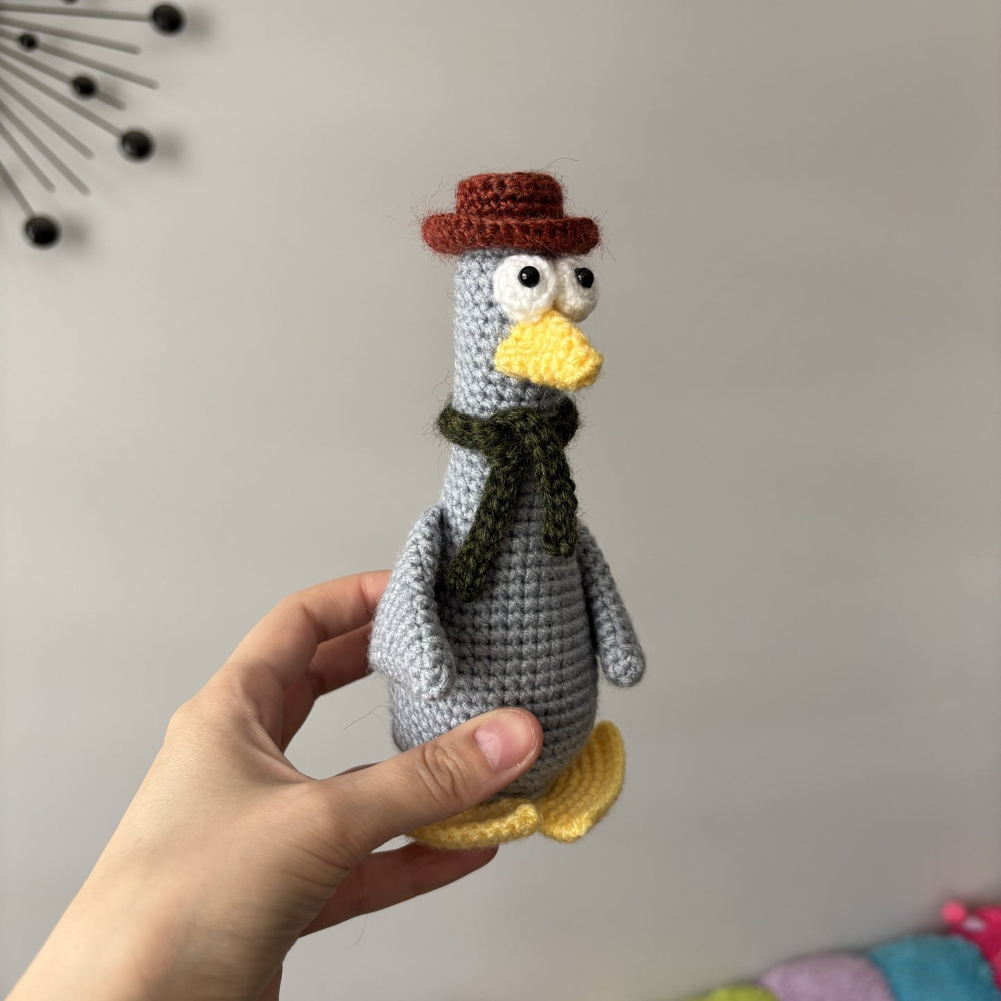 Maskotka Gęś w kapeluszu